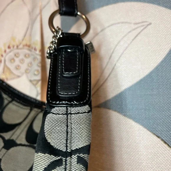 COACH Black Jacguard Signature Soho Boho Shoulder Bag 🖤 - Picture 4 of 11